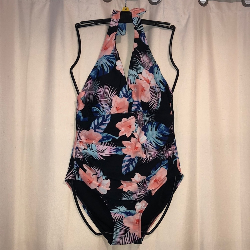 NWT DKNY One Piece Halter Swimsuit, XXL